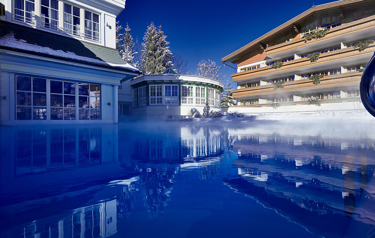 Luxushotel mit Aussenpool beheizt Winter